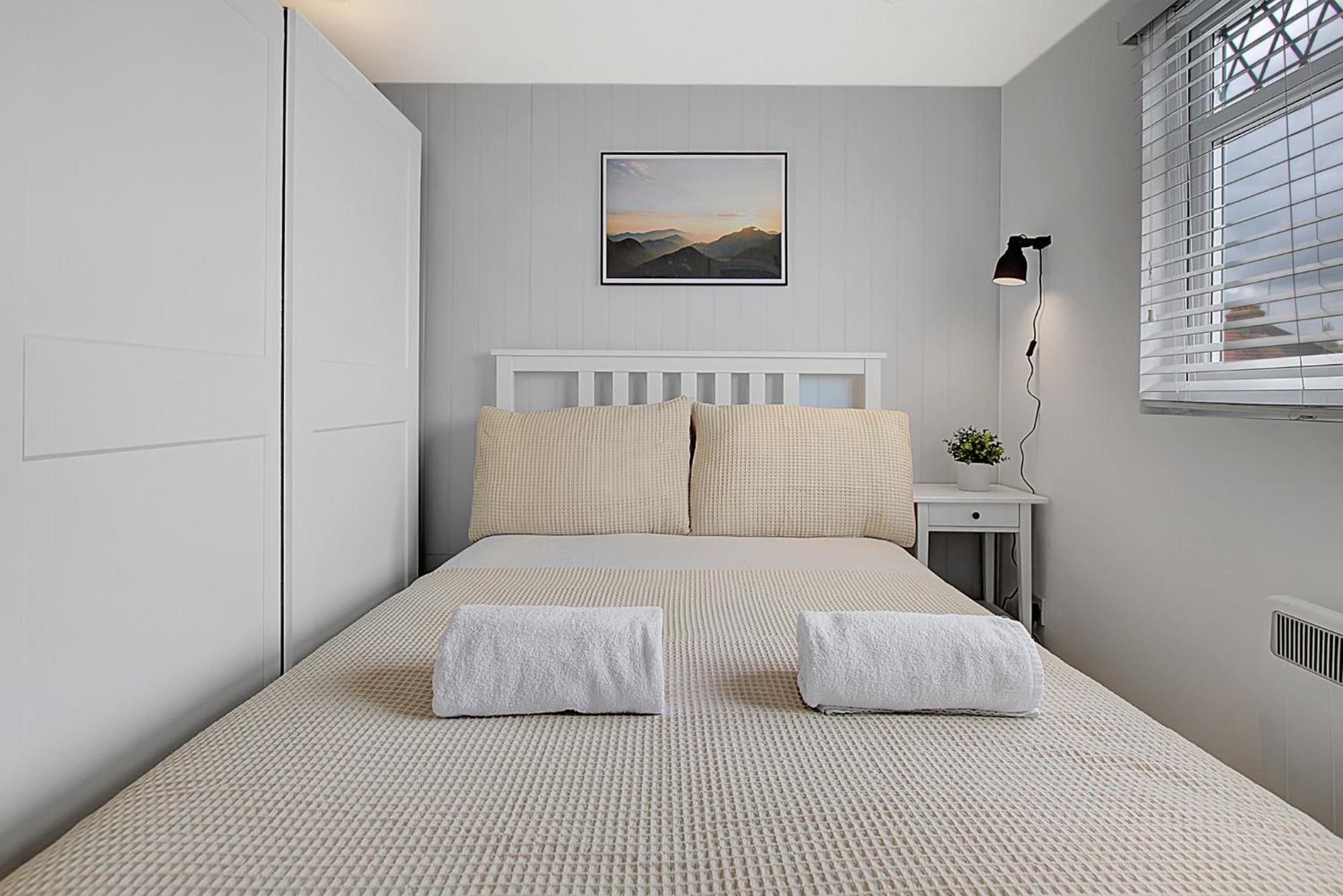 Quality Apartments Close To Tube 亨顿 外观 照片